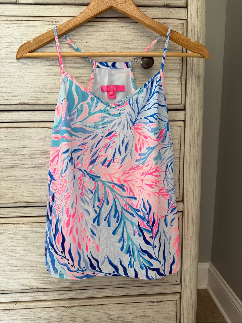 NWOT Lilly Pulitzer Vibrant Tropical Print Cami Tank - Pink & Blue xxs